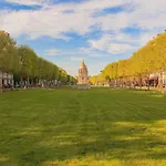 New Art Gallery Loft In The Heart Of Paris 15