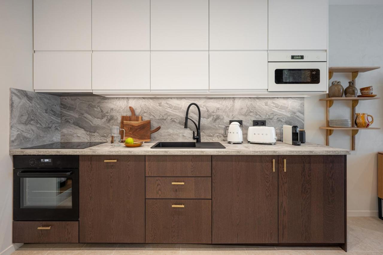 New Art Gallery Loft In The Heart Of 15 Apartment Paris