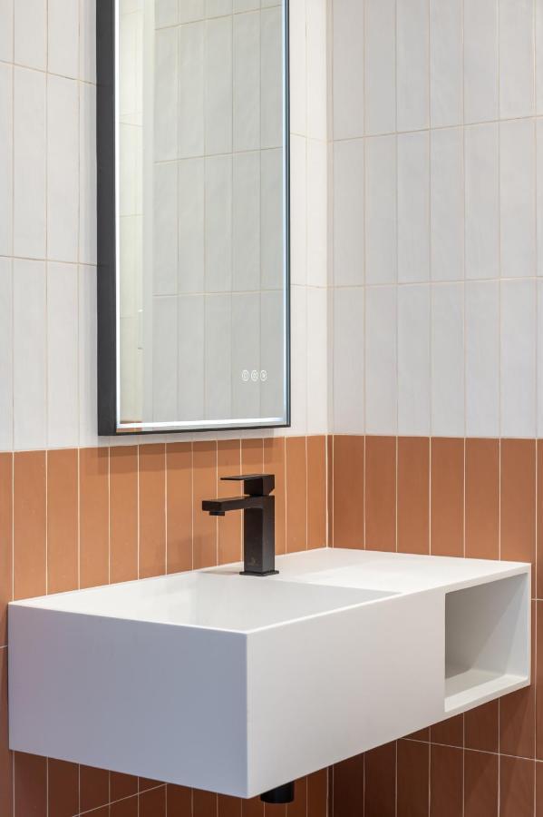 Apartment New Art Gallery Loft In The Heart Of 15 Paris